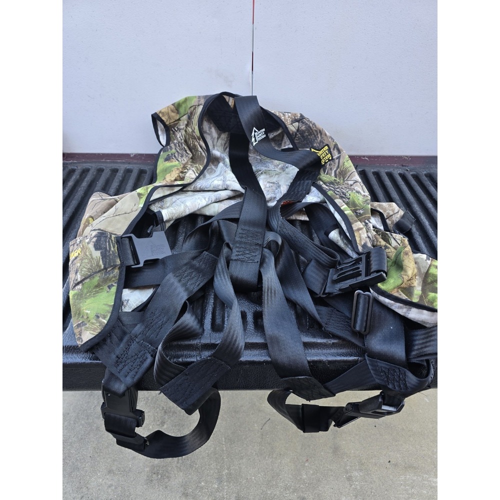 Hunter Safety System Harness Treestand Vest Realtree Camo‎ L/XL Real Tree